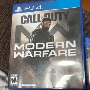 Call of Duty: Modern Warfare for PS4 - Blue Case